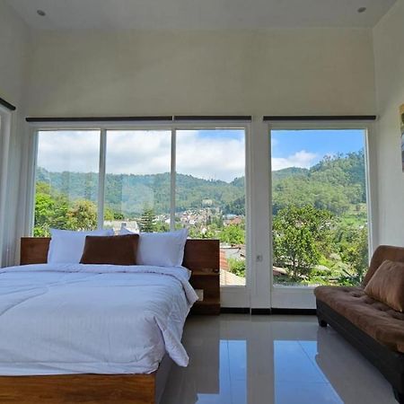 Cahaya 1 Guest House Songgoriti Buitenkant foto
