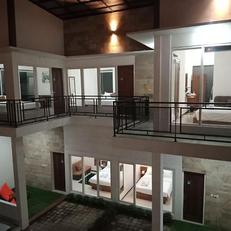Cahaya 1 Guest House Songgoriti Buitenkant foto