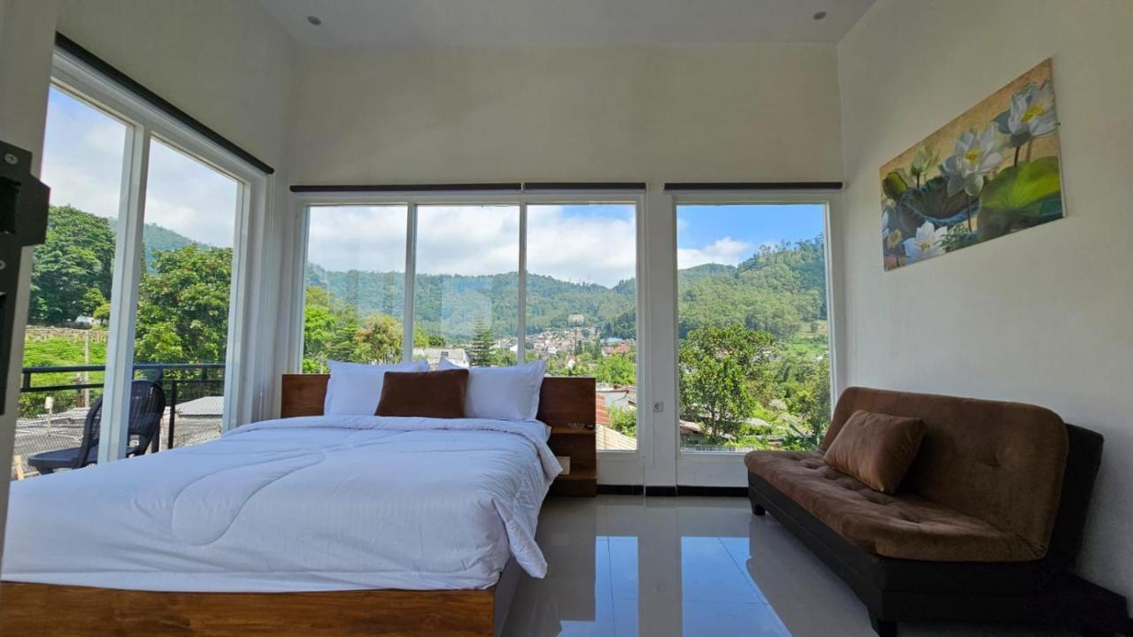Cahaya 1 Guest House Songgoriti Buitenkant foto